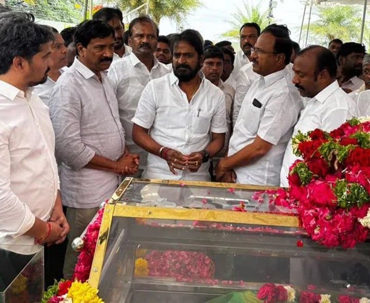 పట్నం నరేందర్ రెడ్డి మాతృమూర్తి రుక్కమ్మ కన్నుమూత - Udayam Digital