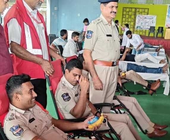 సుల్తానాబాద్లో రక్తదాన శిబిరం - Udayam
