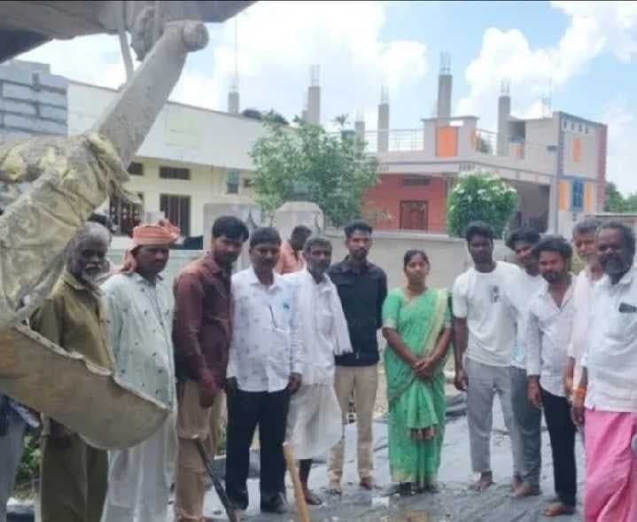 దోరేపల్లిలో సీసీ రోడ్డు పనులు ప్రారంభం