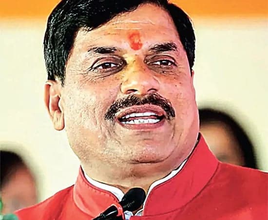 నెహ్రూ కుటుంబంపై మోహన్ యాదవ్ విమర్శలు - Udayam