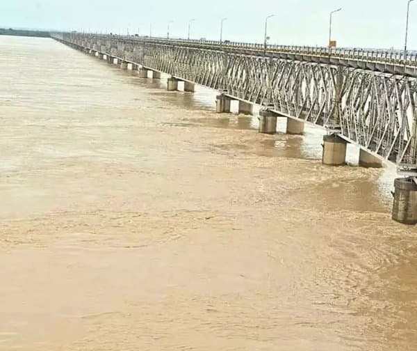 గోదావరి కాలుష్య నివారణకు టాస్క్ఫోర్స్