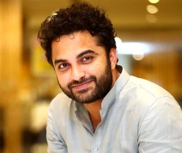 దర్శకులుగా మారుతున్న నటులు! - gallery image