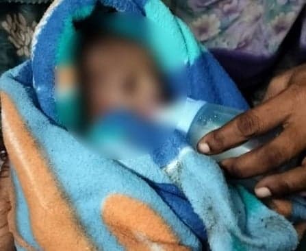 జన్మనిచ్చారు.. రోడ్డు మీద వదిలేసారు - Udayam