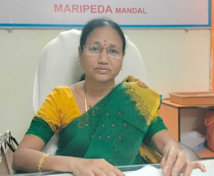 పట్టభద్రుల ఓటు నమోదుకు తహశీల్దార్ సూచన - Udayam