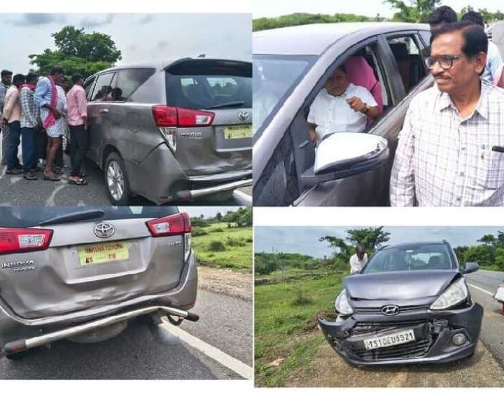మాజీ ఎమ్మెల్యే రెడ్యానాయక్ కారుకు ప్రమాదం - Udayam