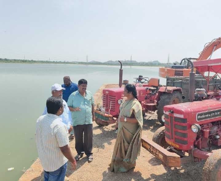 నిమజ్జన ఏర్పాట్లపై మున్సిపల్ చైర్పర్సన్ పరిశీలన - Udayam
