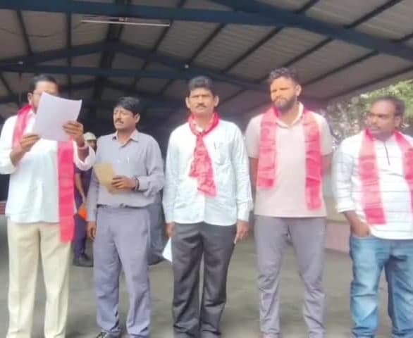 లాభాల్లో 36% వాటా ఇవ్వాలి - Udayam