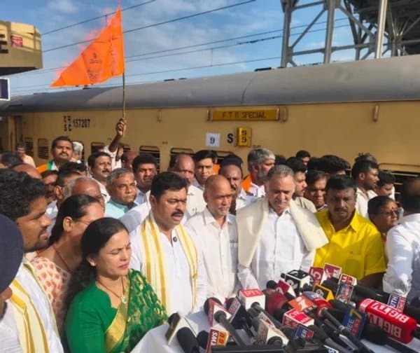 అయోధ్యకు ప్రత్యేక రైలు షురూ - gallery image 2