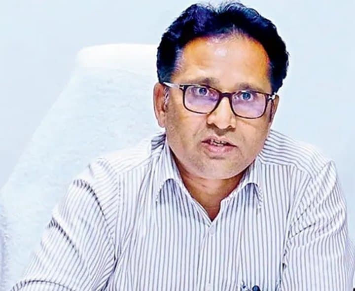వరంగల్ అభివృద్ధిపై కమిషనర్ ప్రత్యేక దృష్టి - Udayam Digital