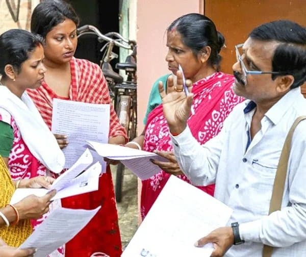 ఓటర్ల సవరణలో సింగరేణి కార్మికుల ఆందోళన - Udayam Digital