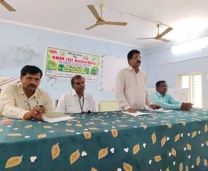 ప్రజలకు ఎంపీడీవో సూచనలు - Udayam