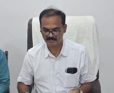 ముత్తుకూరులో 7 నామినేషన్ల తిరస్కరణ - Udayam