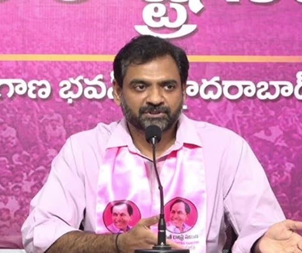 సీఎం నివాసం ముట్టడికి బీఆర్ఎస్ యత్నం - Udayam Digital