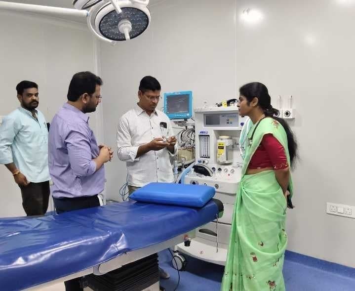 ప్రైవేట్ ఆసుపత్రుల్లో డీఎంహెచ్ఓ తనిఖీలు - Udayam