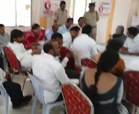 మాచర్లలో ప్రారంభమైన నామినేషన్ల పరిశీలన - Udayam