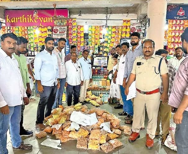 తిరుపతిలో భక్తుల దోపిడీ - Udayam