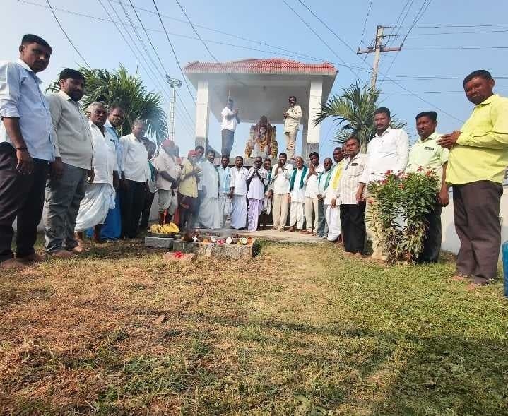 ధర్పల్లిలో రామారావు మహారాజ్ వర్ధంతి - Udayam