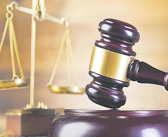 బీసీ రిజర్వేషన్లపై హైకోర్టు ప్రశ్నలు - Udayam