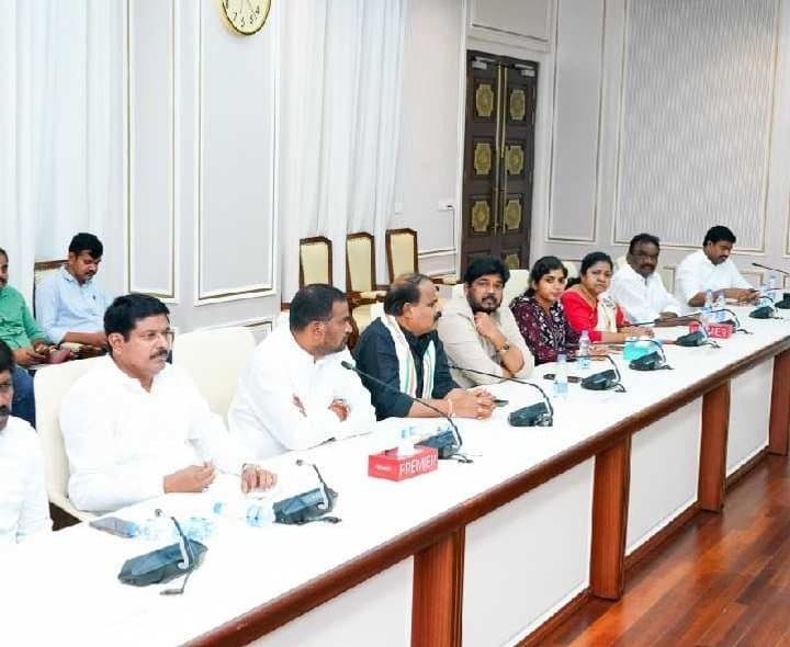 లక్ష్మీదేవిపల్లి భూసేకరణపై సీఎం ఆదేశాలు - Udayam