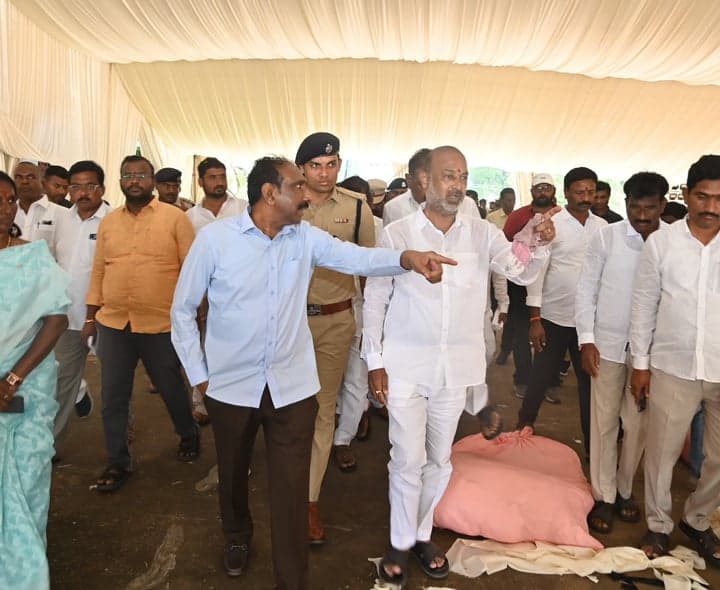 అమిత్ షా పర్యటన ఏర్పాట్లను పరిశీలించిన బండి సంజయ్ - gallery image 2