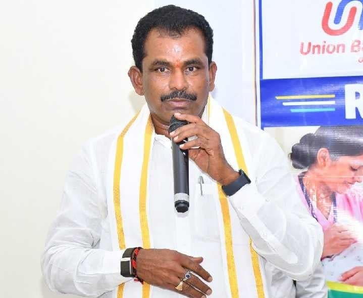 వనపర్తి అభివృద్ధికి ఎమ్మెల్యే పిలుపు - Udayam