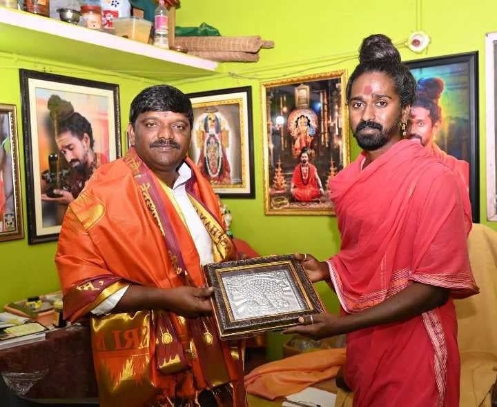 తీన్మార్ మల్లన్న అంబాత్రయ క్షేత్ర సందర్శన - Udayam