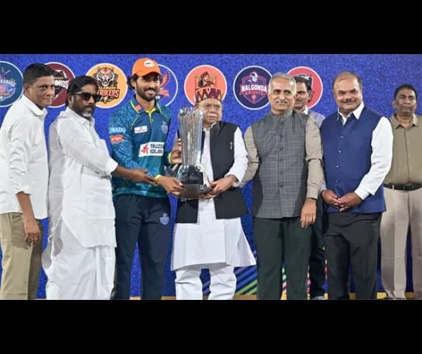 టీజీ20 లీగ్ విజేత హైదరాబాద్ - gallery image 2