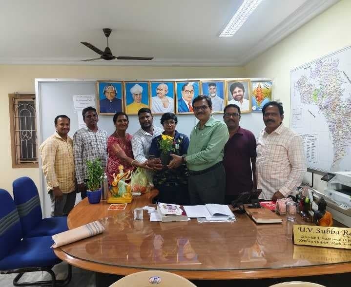విద్యార్థుల క్రీడా ప్రతిభపై DEOతో చర్చలు - Udayam