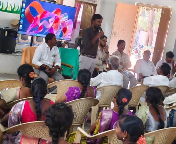 భూసార పరిరక్షణపై రైతులకు అవగాహన - Udayam