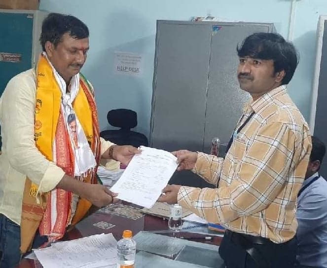 అద్దంకిలో టీడీపీ ఛైర్మన్ అభ్యర్థి నామినేషన్ - Udayam