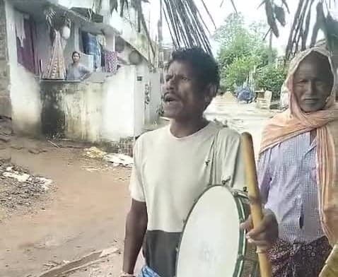ఆర్నబ్ తుఫాన్పై గ్రామాల్లో దండోరా - Udayam