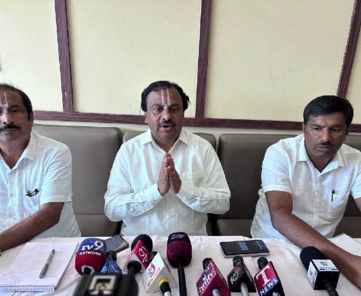 సత్రాల నిర్వహణ మాత్రమే కేఎస్టీడీసీకి - Udayam