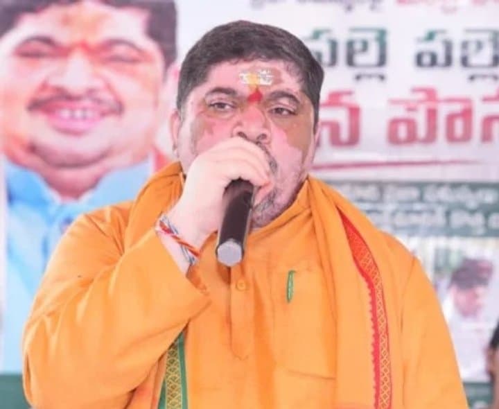 ఆటో సమ్మె విరమించాలి: పొన్నం - Udayam