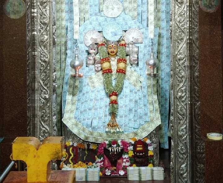 ధనలక్ష్మి అలంకరణలో జమ్ములమ్మ దర్శనం - Udayam