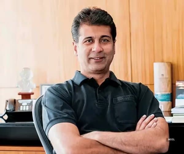 బజాజ్ ఫిన్సర్వ్ బోర్డుకు రాజీవ్ బజాజ్ రాజీనామా