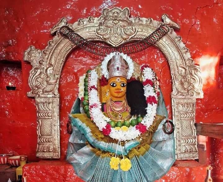 మహాలక్ష్మి అవతారంలో దుర్గమ్మ దర్శనం - Udayam