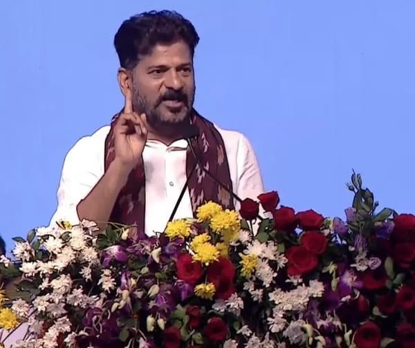 విద్యార్థులే తెలంగాణ భవిష్యత్తు: సీఎం రేవంత్ - Udayam Digital