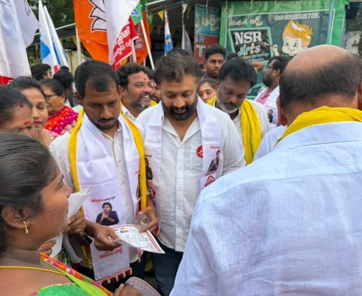 జనసేన కోసం పనిచేసిన వారికే ఛాన్స్ - Udayam