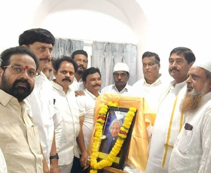 శ్రీకాకుళంలో అబ్దుల్ కలాంకు నివాళులు - Udayam