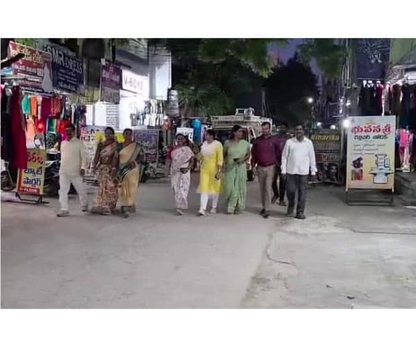 జనగామలో స్వచ్ఛ ఆటోలతో ర్యాలీ - Udayam