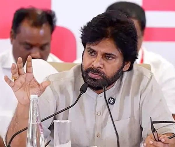 తెలంగాణ అమరవీరుల త్యాగాలను గుర్తించరా: పవన్ కల్యాణ్ - Udayam Digital