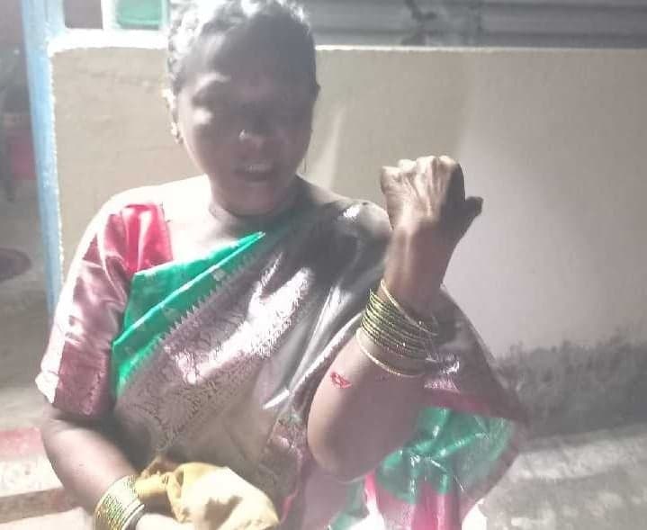 మహిళపై దాడి.. 4 తులాల బంగారు గొలుసు చోరీ - Udayam