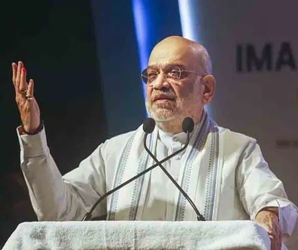 చొరబాట్లను సహించం.. 'స్మార్ట్ బోర్డర్' పాలసీ తెస్తాం: అమిత్షా - Udayam Digital