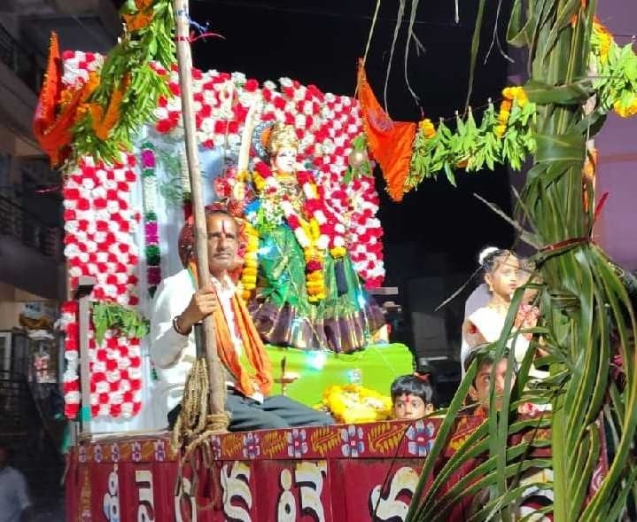 శాంతినగర్లో వైభవంగా అమ్మవారి రథోత్సవం - Udayam