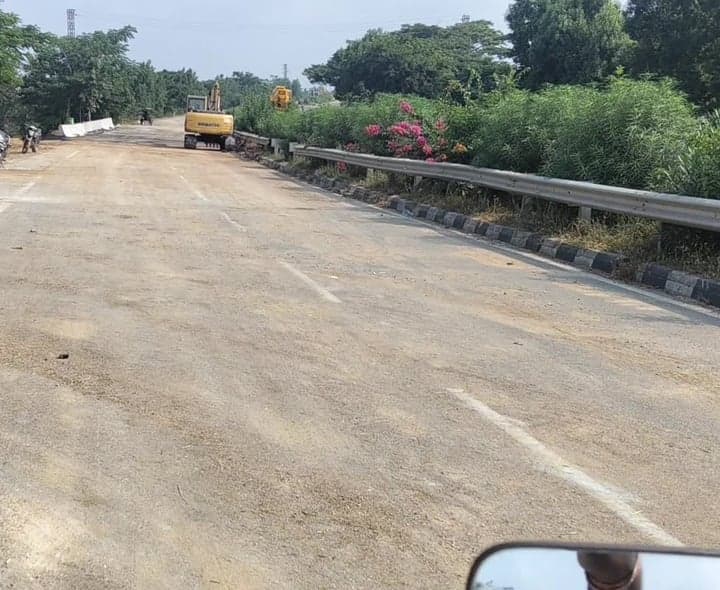 24 గంటల్లో రహదారి మరమ్మతులు పూర్తి - Udayam