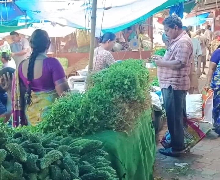 గుడివాడ రైతు బజారులో కూరగాయల ధరలు - Udayam