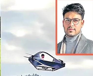 పదమూడేళ్ల కృషితో ఎగిరే కారు - Udayam