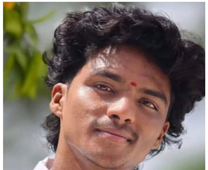 వేంపల్లెలో రోడ్డు ప్రమాదం.. విద్యార్థి మృతి - Udayam