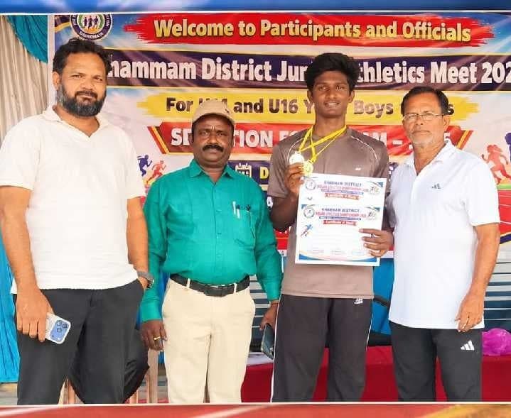 అథ్లెటిక్స్లో చరణ్ గౌడ్కు రెండు స్వర్ణాలు - Udayam