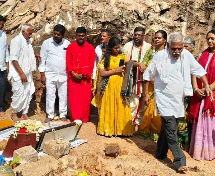 కుల్కచర్లలో ధ్యాన మందిరానికి భూమి పూజ - Udayam